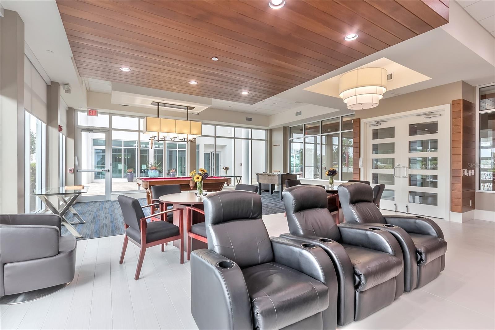 231 RIVERSIDE DR #1702-1, HOLLY HILL, FL, 32117