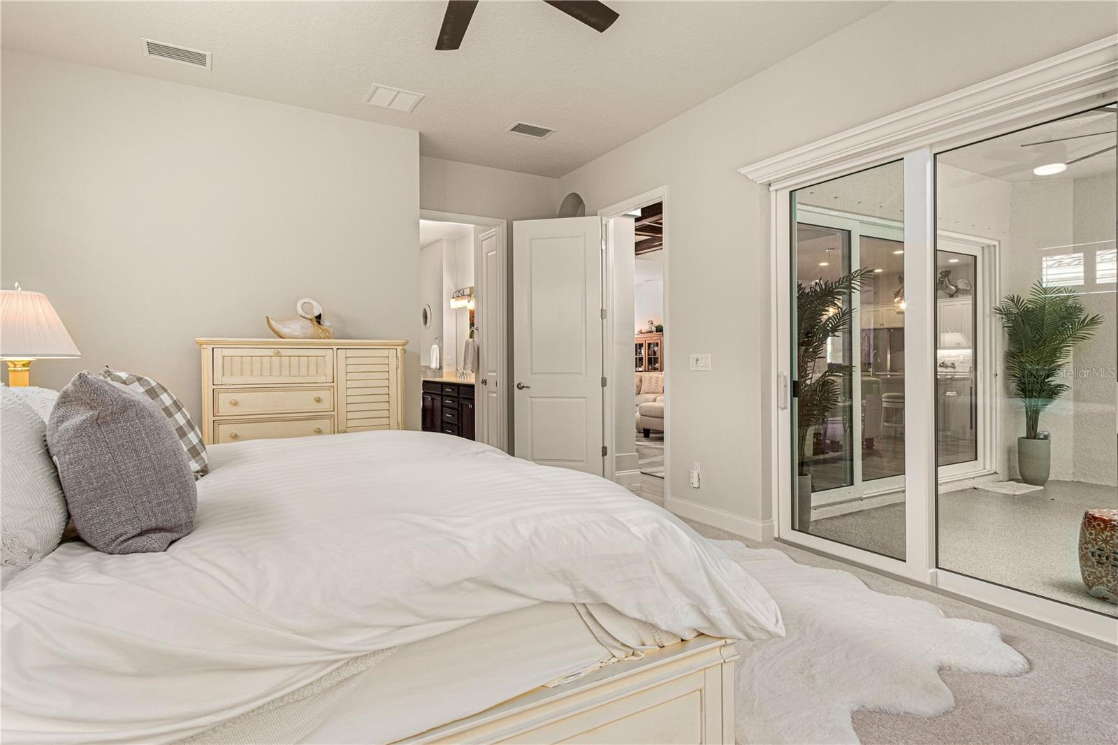 2916 W VENETIAN LAKE CIR, NEW SMYRNA BEACH, FL, 32168