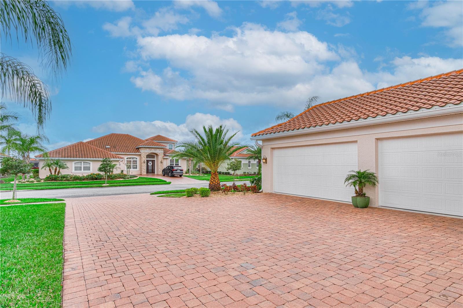 2916 W VENETIAN LAKE CIR, NEW SMYRNA BEACH, FL, 32168