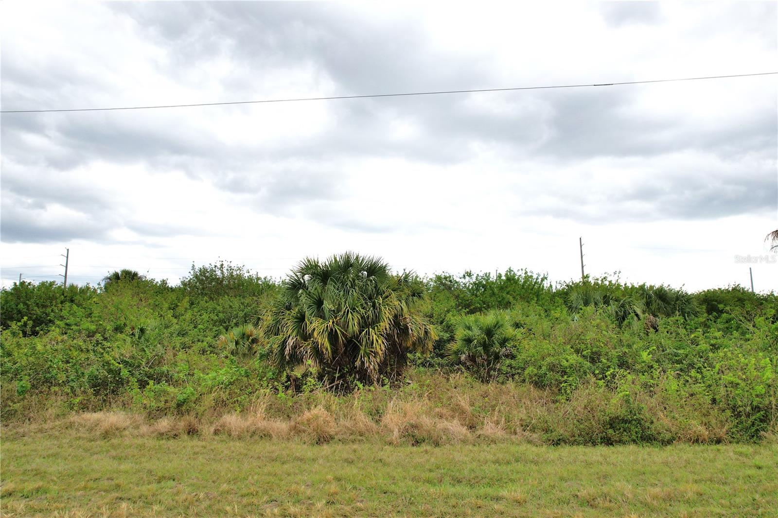 566 RUTLAND CIR, PORT CHARLOTTE, FL, 33954