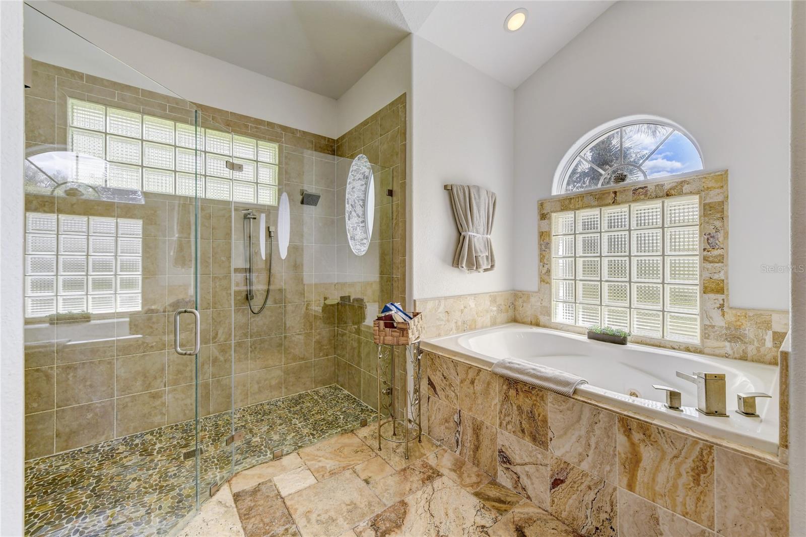 334 VISTA OAK DR, LONGWOOD, FL, 32779