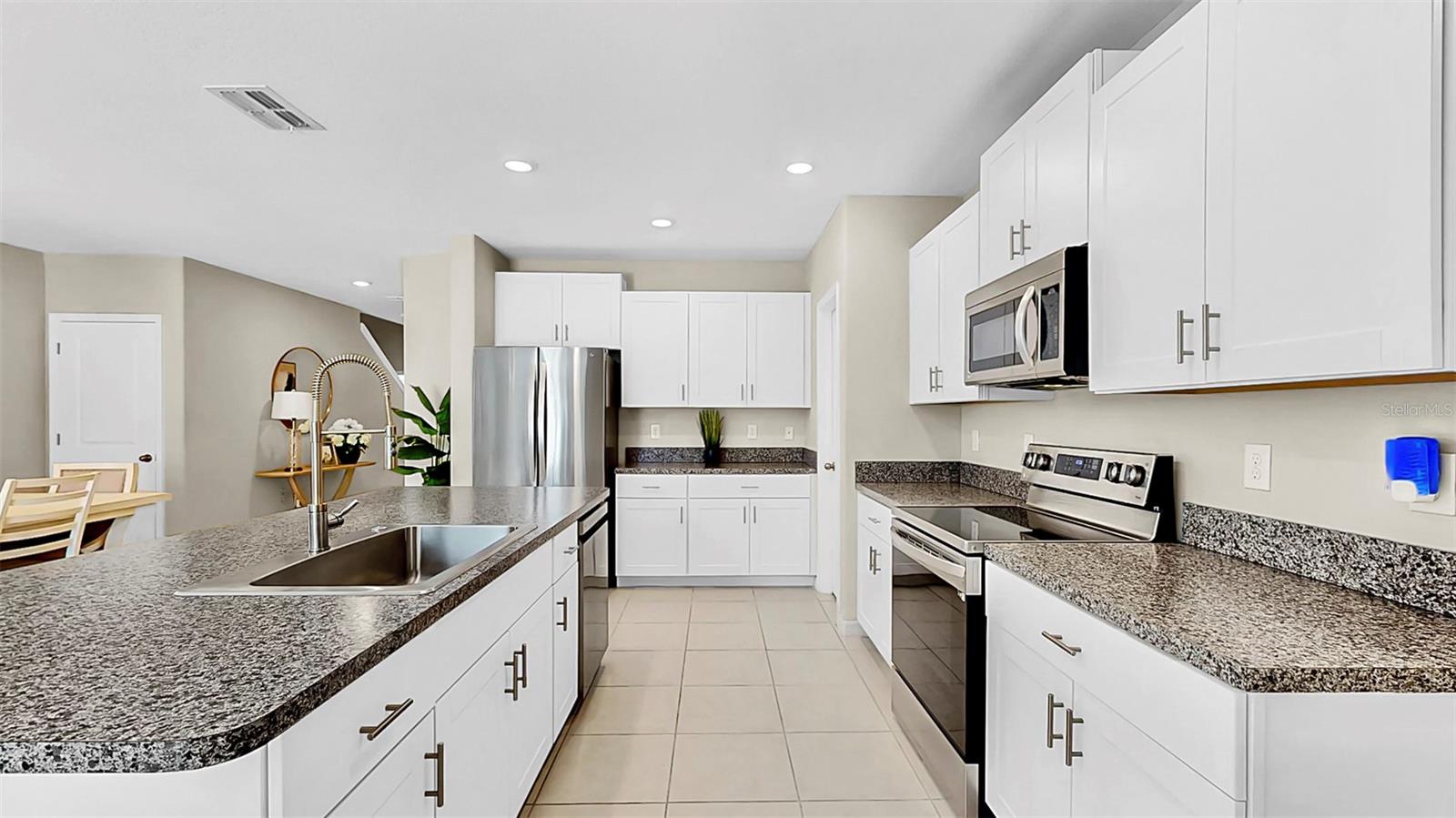 4943 WILD SENNA BLVD, TAMPA, FL, 33619