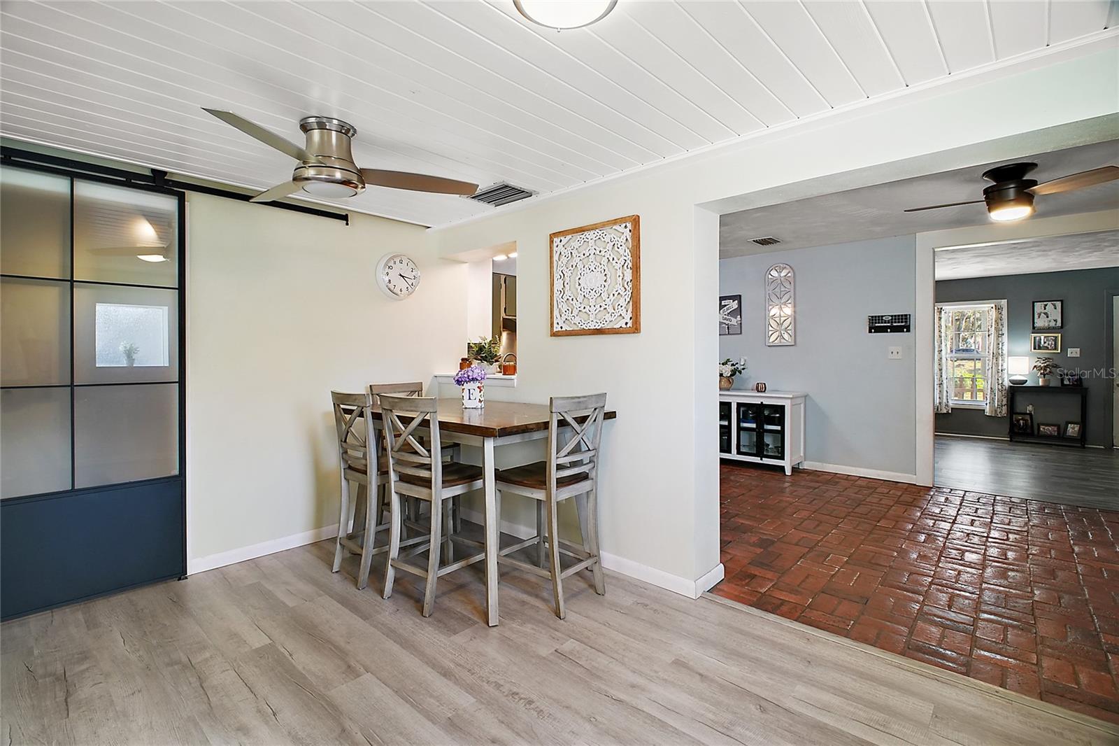 102 PALM WAY, TAVARES, FL, 32778