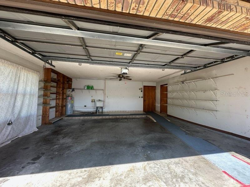 2016 AMESBURY DR, AUBURNDALE, FL, 33823