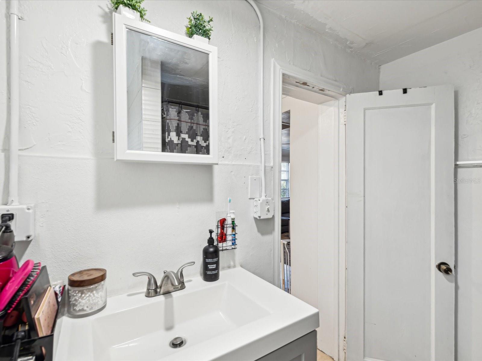 5605 43RD ST N, ST PETERSBURG, FL, 33714