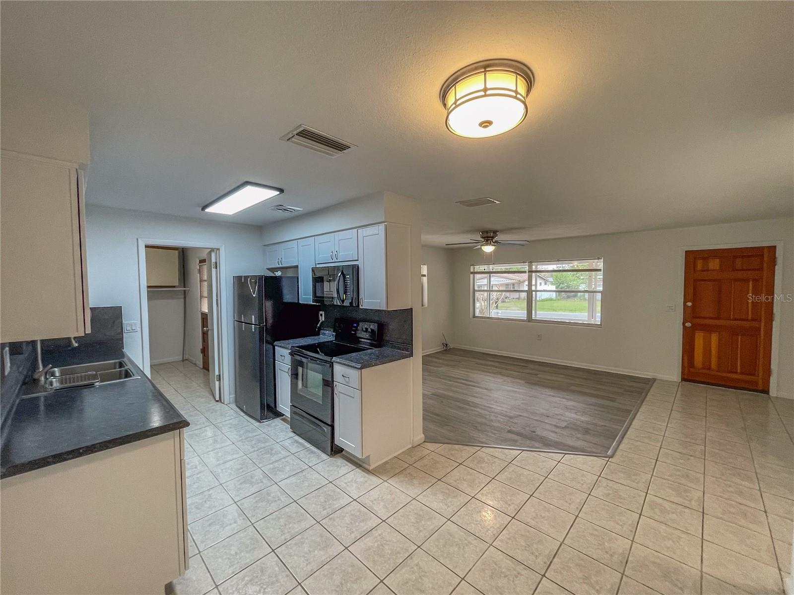 4 N LEE ST, BEVERLY HILLS, FL, 34465