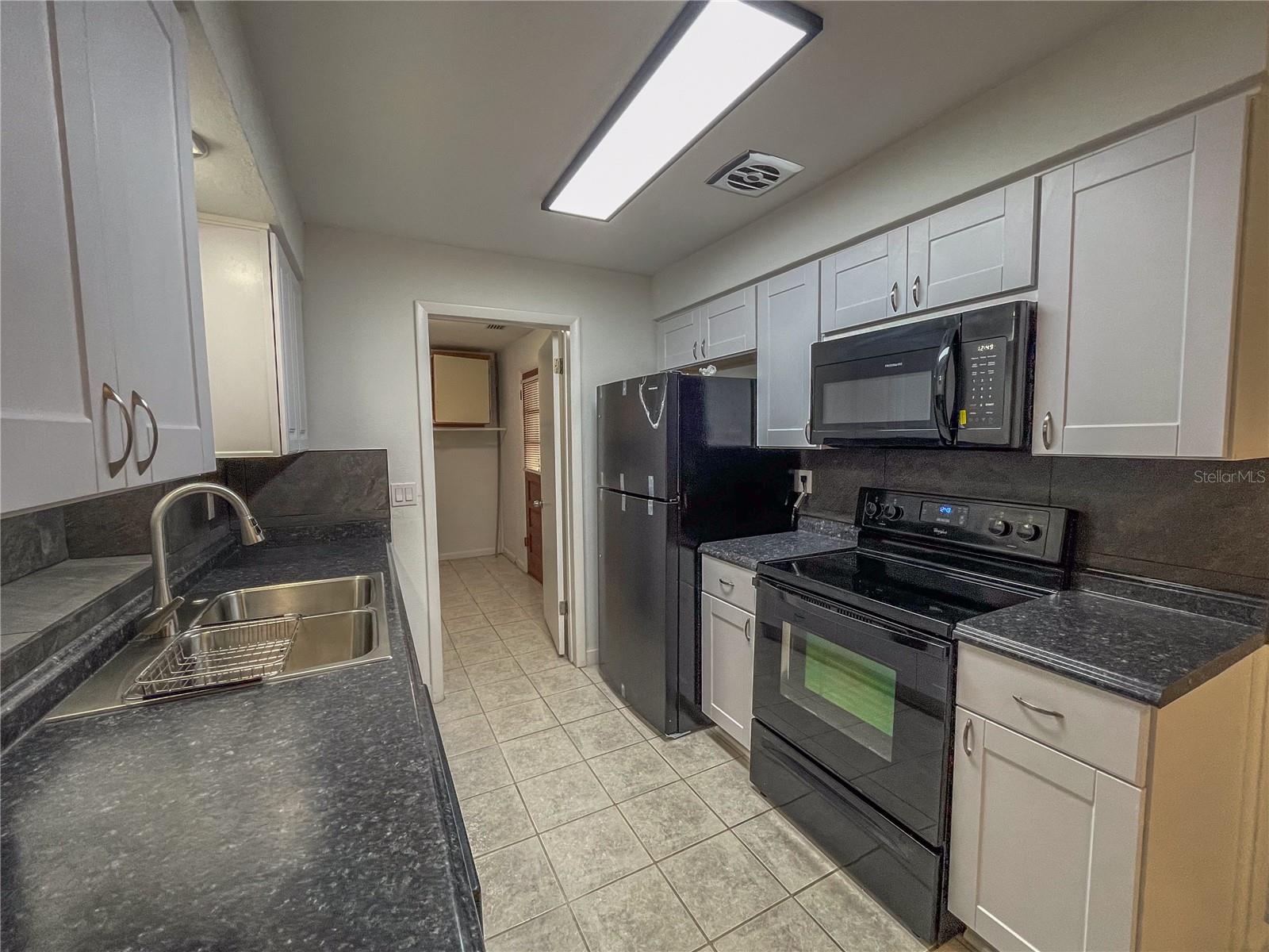 4 N LEE ST, BEVERLY HILLS, FL, 34465