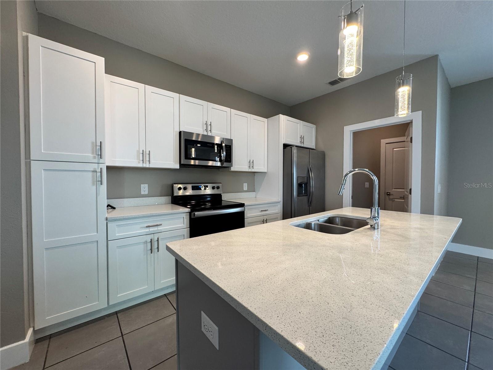 345 GARDENIA CT, KISSIMMEE, FL, 34759