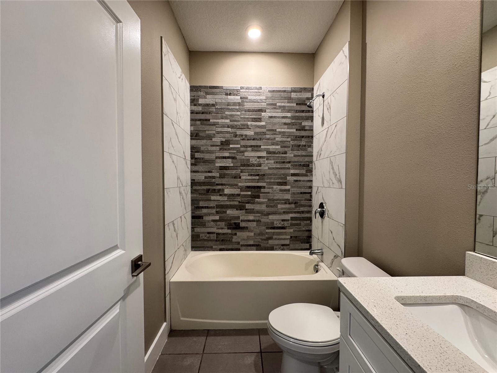 345 GARDENIA CT, KISSIMMEE, FL, 34759