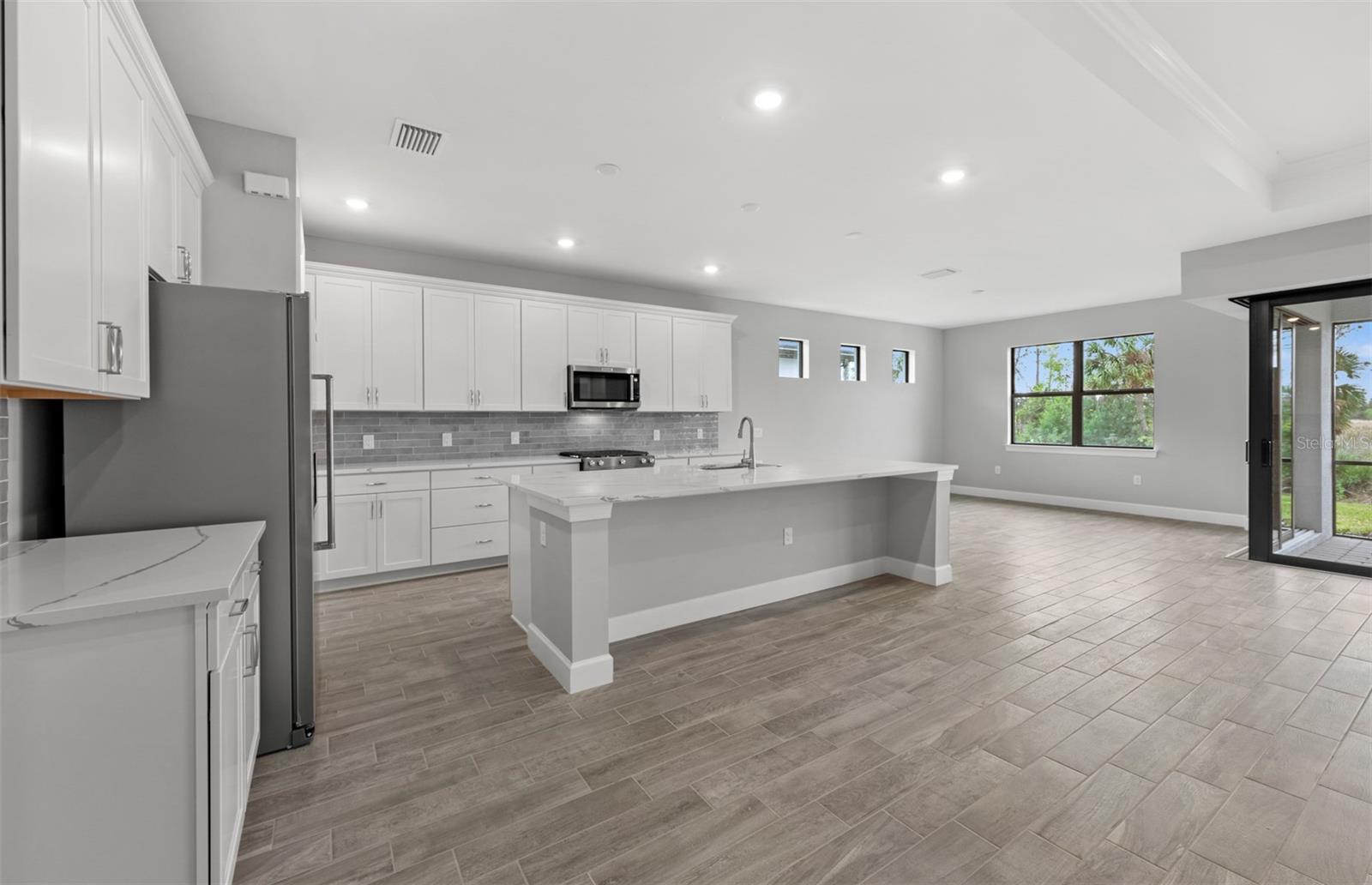 1813 PEPPER GRASS DR, NORTH PORT, FL, 34289