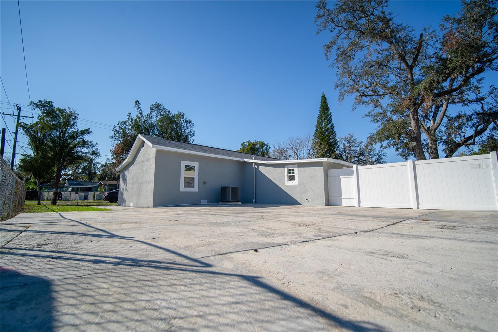 8901 N 20TH ST, TAMPA, FL, 33604