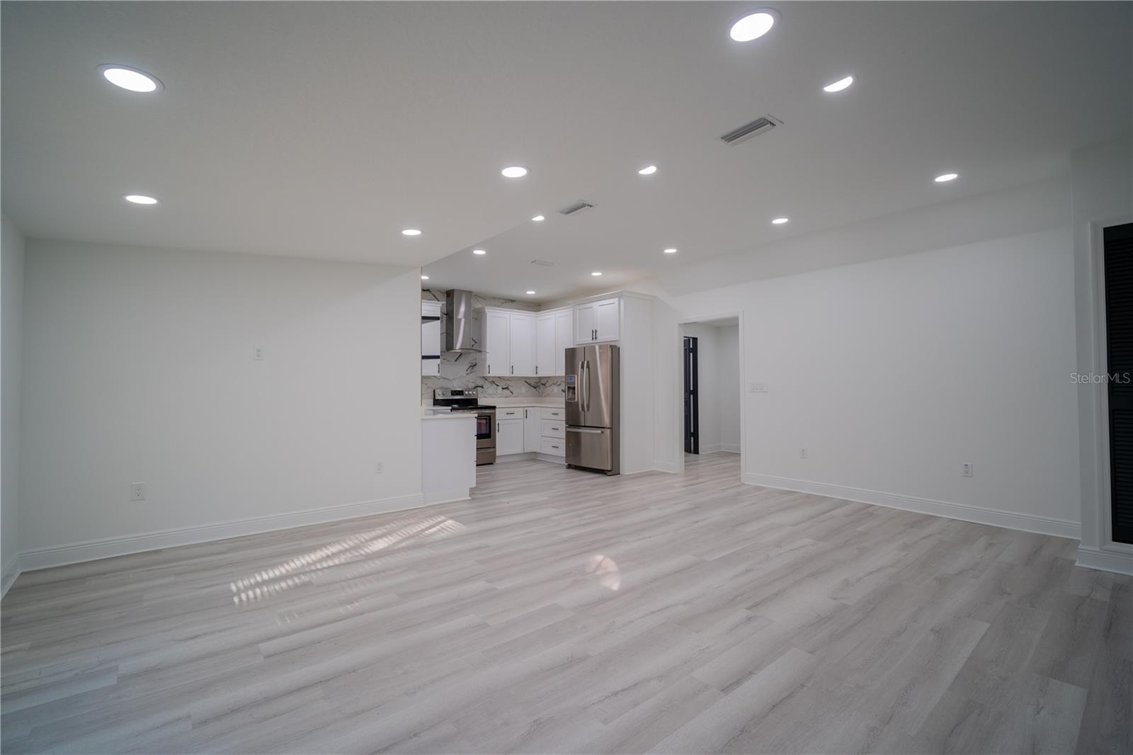 8901 N 20TH ST, TAMPA, FL, 33604