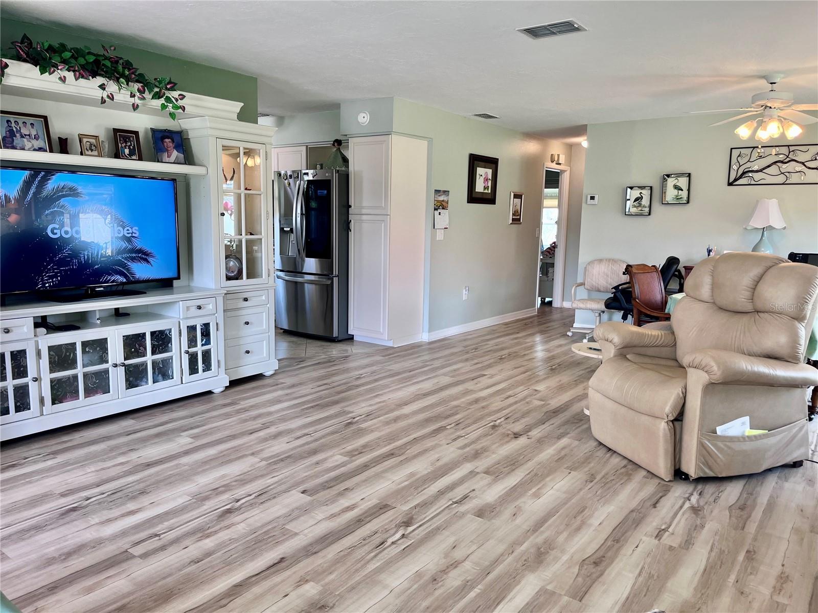 3113 CAMBRIDGE AVE #3113, BRADENTON, FL, 34207