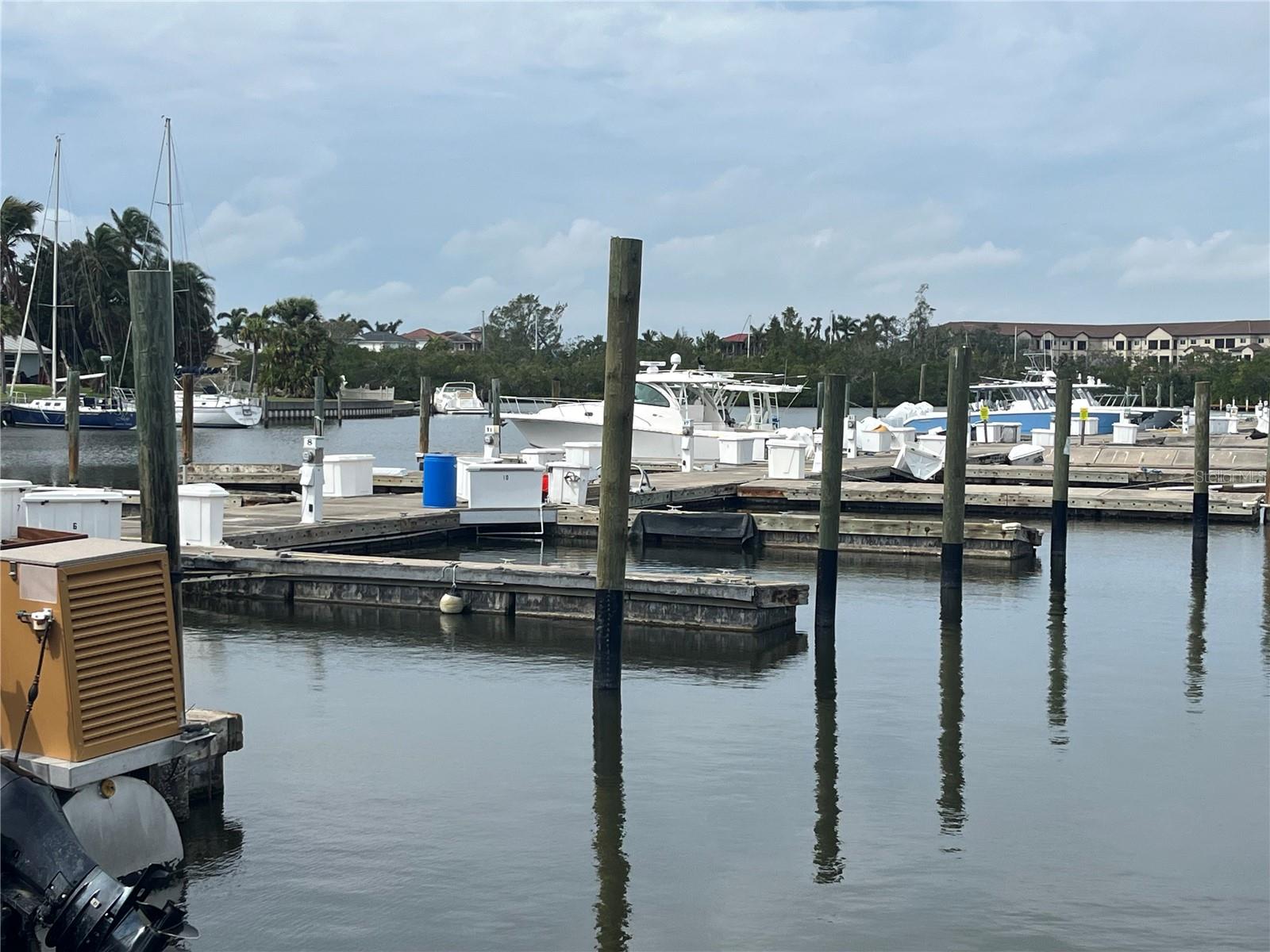 7150 N TAMIAMI TRL #S512, SARASOTA, FL, 34243
