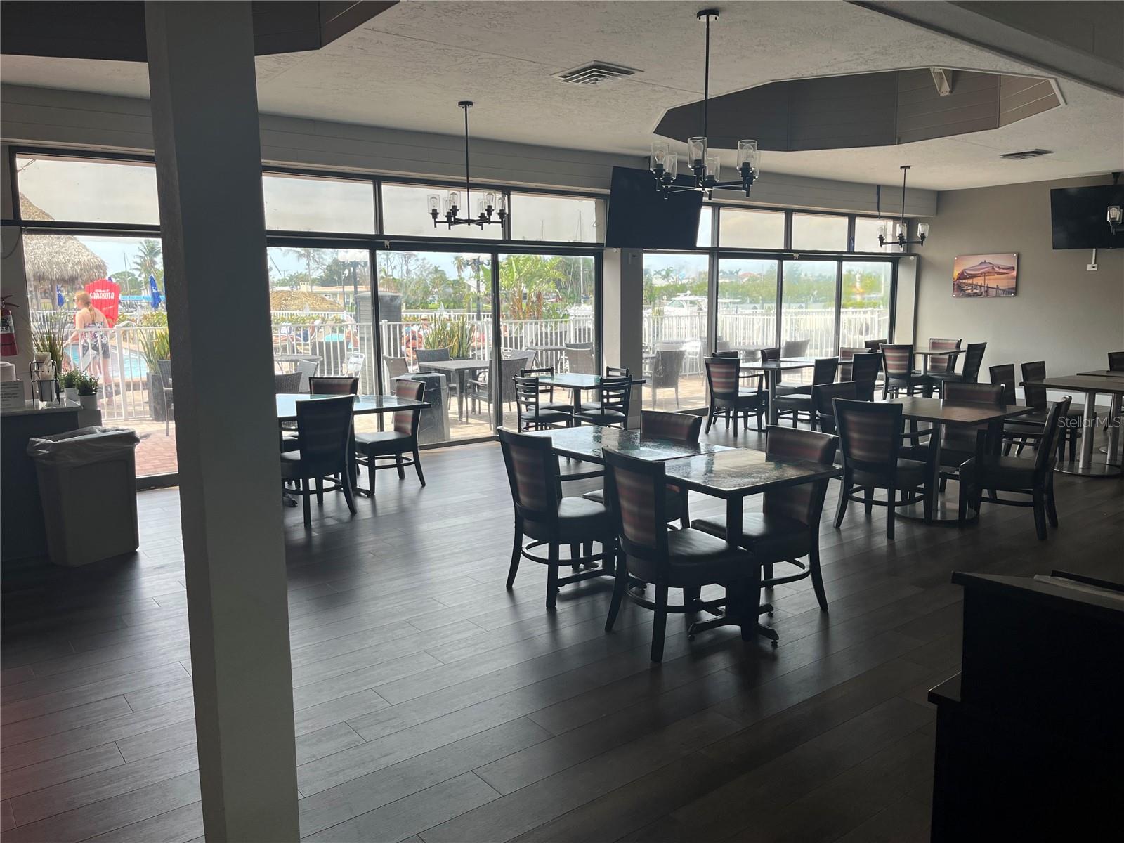 7150 N TAMIAMI TRL #S512, SARASOTA, FL, 34243