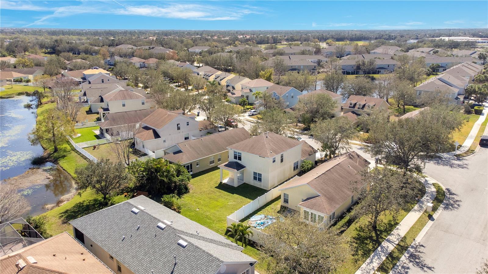 15107 SEAROBBIN DR, LAKEWOOD RANCH, FL, 34202