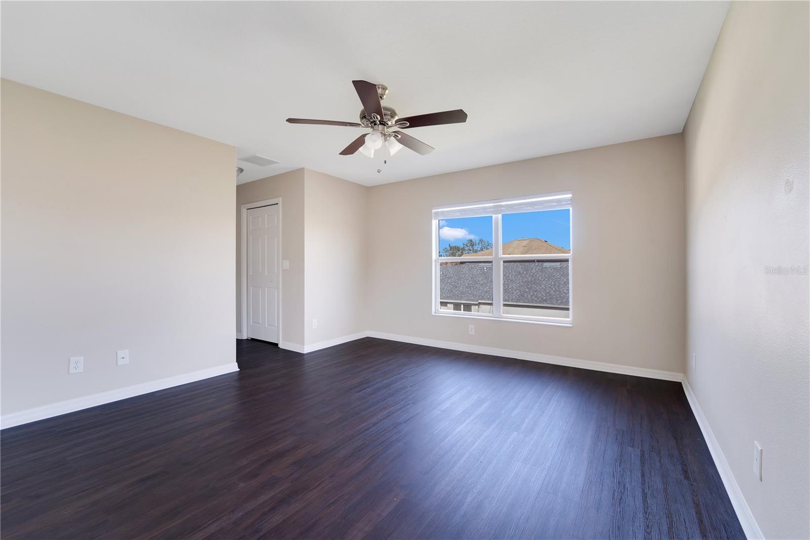 15107 SEAROBBIN DR, LAKEWOOD RANCH, FL, 34202