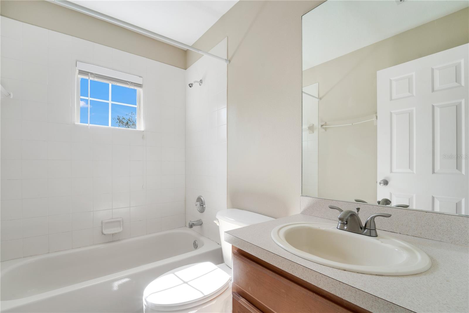 15107 SEAROBBIN DR, LAKEWOOD RANCH, FL, 34202