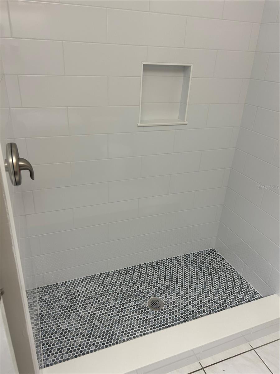 4022 DELLBROOK DR, TAMPA, FL, 33624