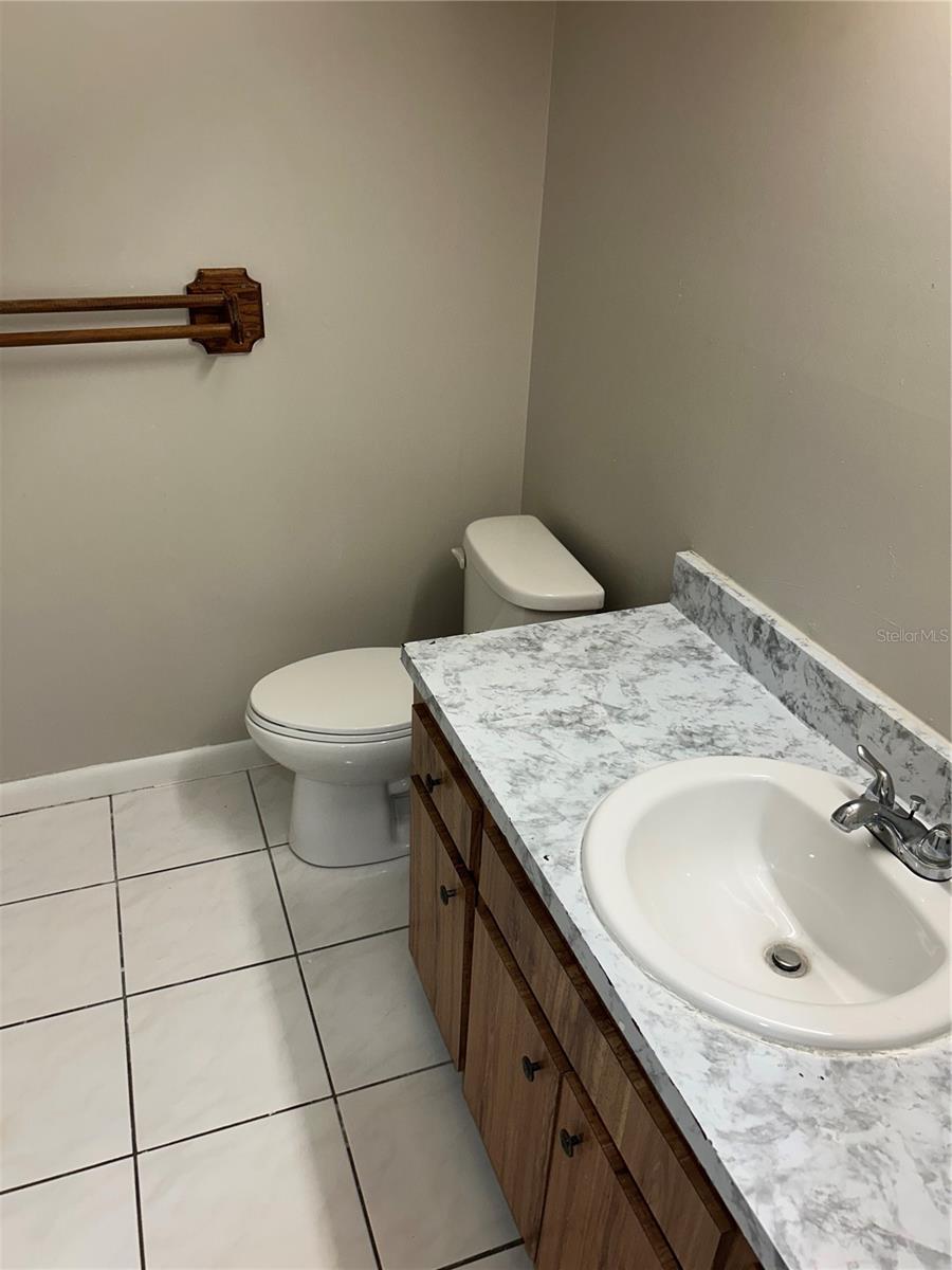 4022 DELLBROOK DR, TAMPA, FL, 33624