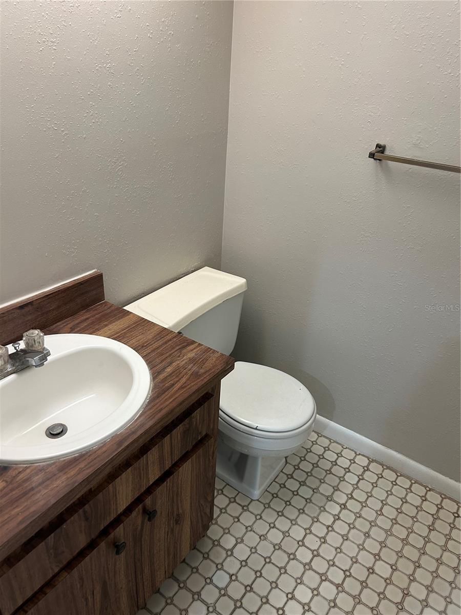 4022 DELLBROOK DR, TAMPA, FL, 33624