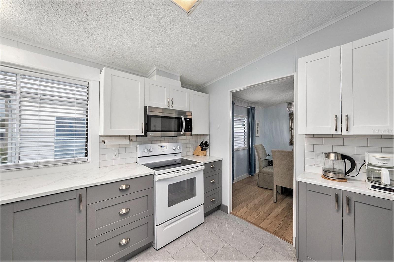 1001 STARKEY RD #588, LARGO, FL, 33771