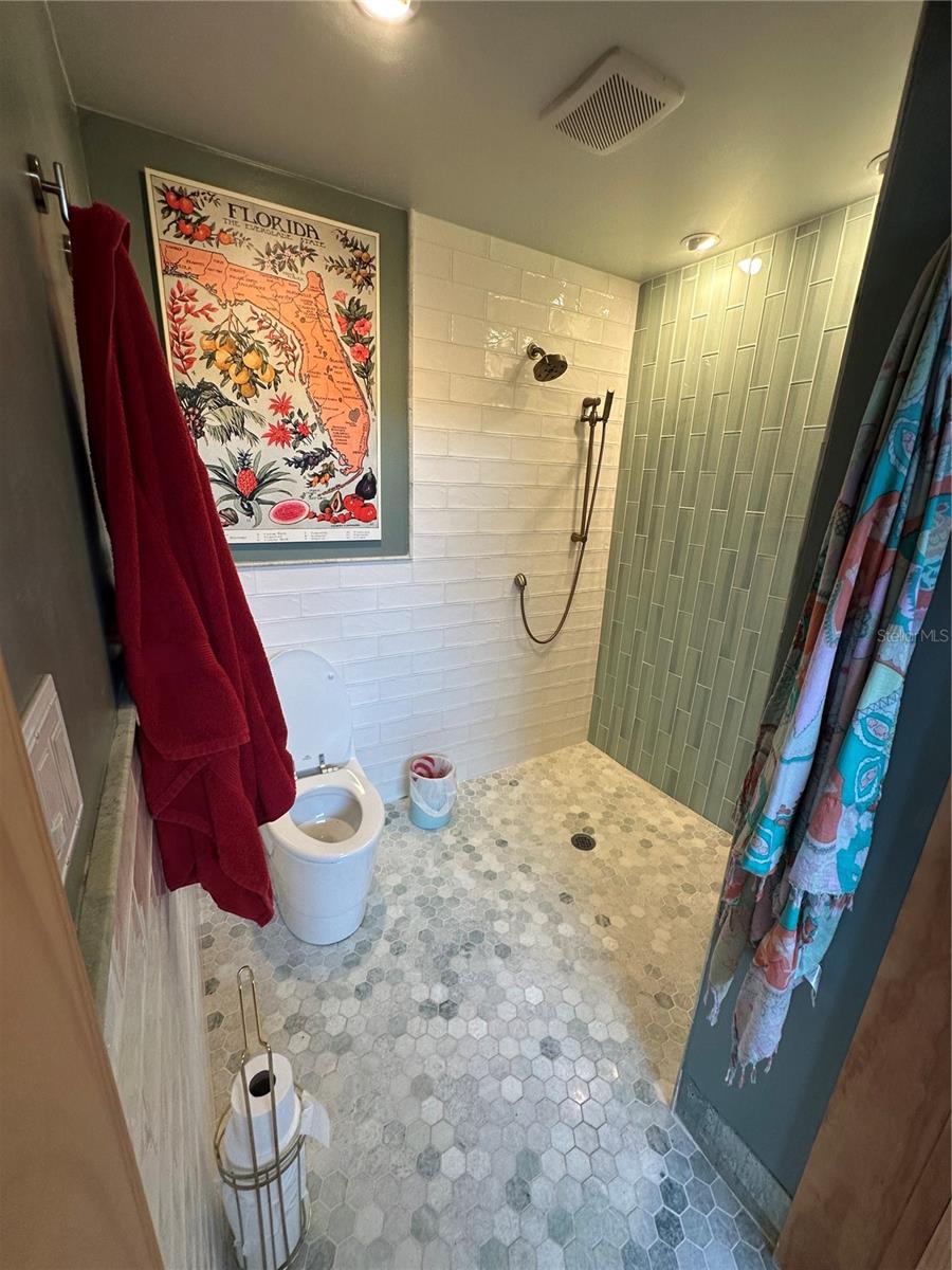 1920 S PALMETTO AVE, SANFORD, FL, 32771