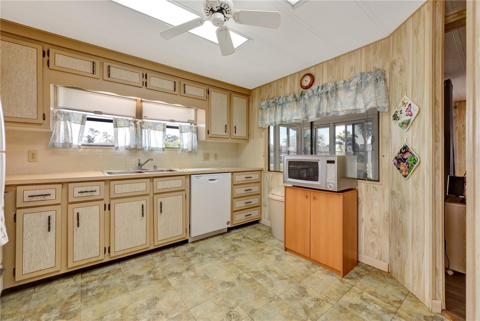 2100 KINGS HWY #637, PORT CHARLOTTE, FL, 33980