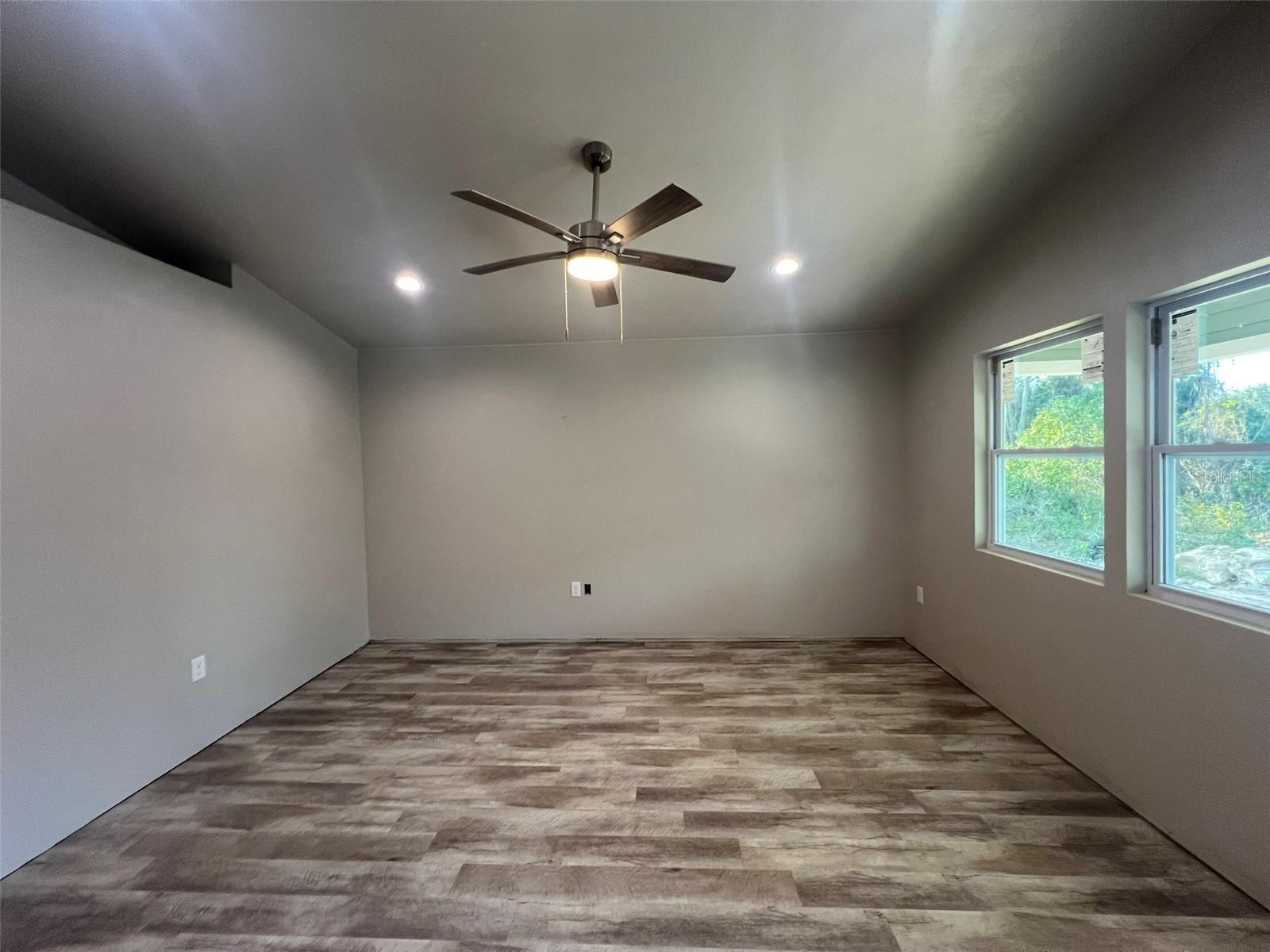 22945 NW 183RD LN, HIGH SPRINGS, FL, 32643