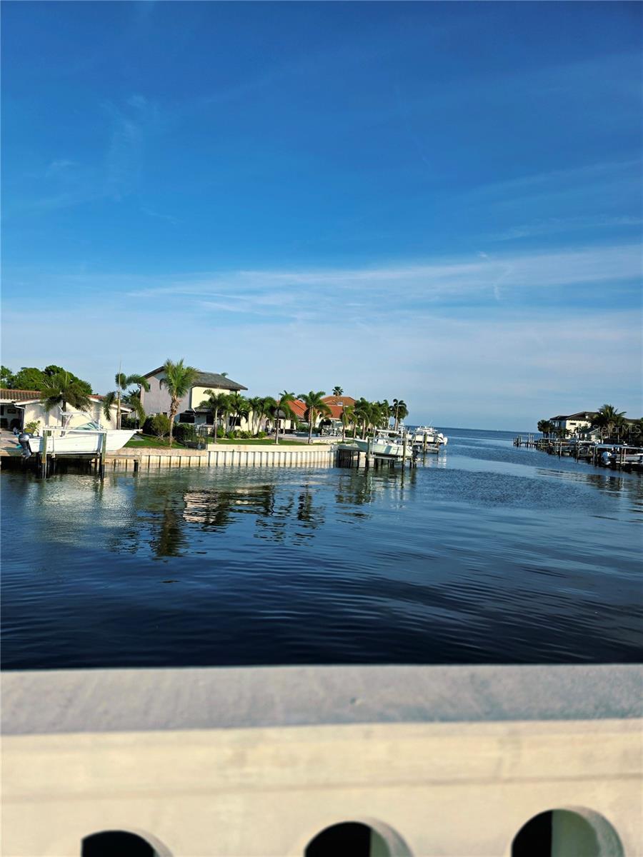 4570 OVERLOOK DR NE #282, ST PETERSBURG, FL, 33703