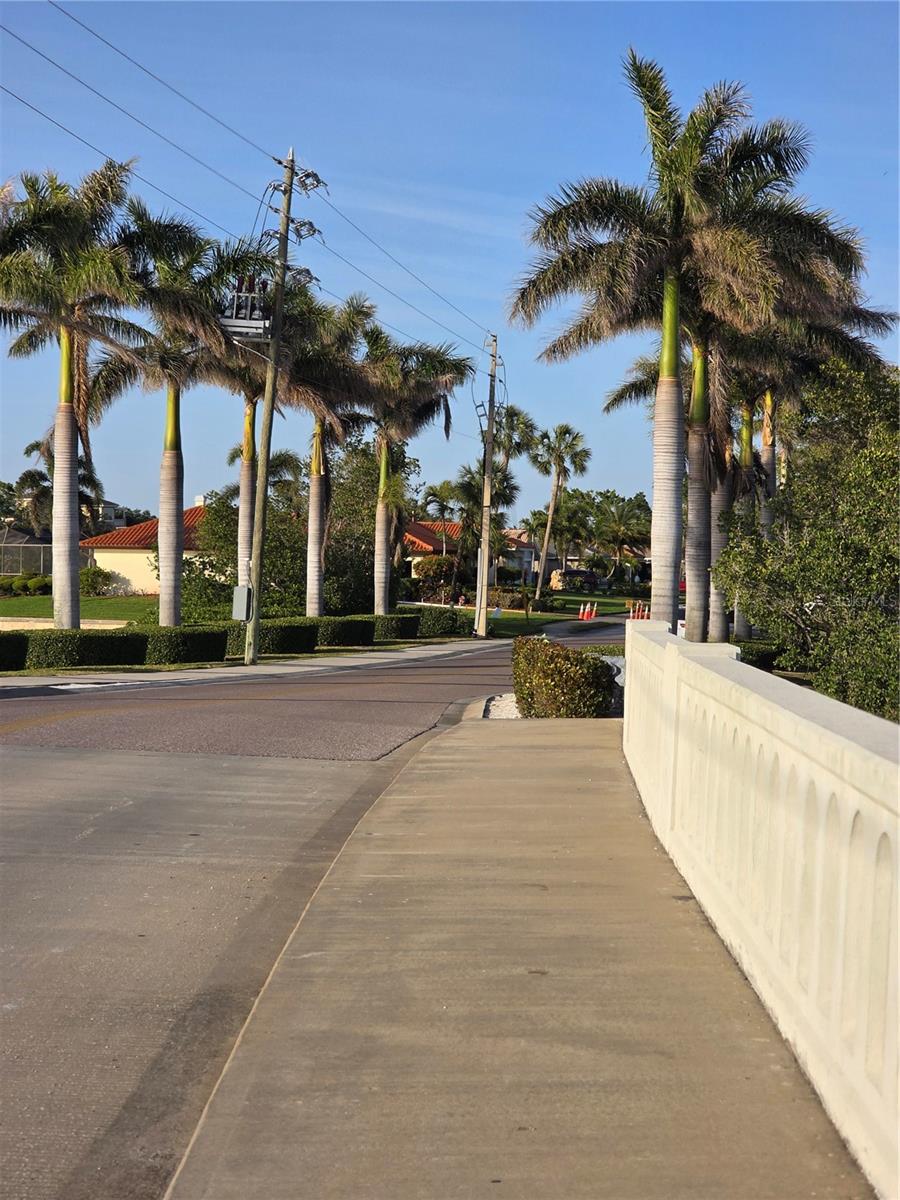 4570 OVERLOOK DR NE #282, ST PETERSBURG, FL, 33703