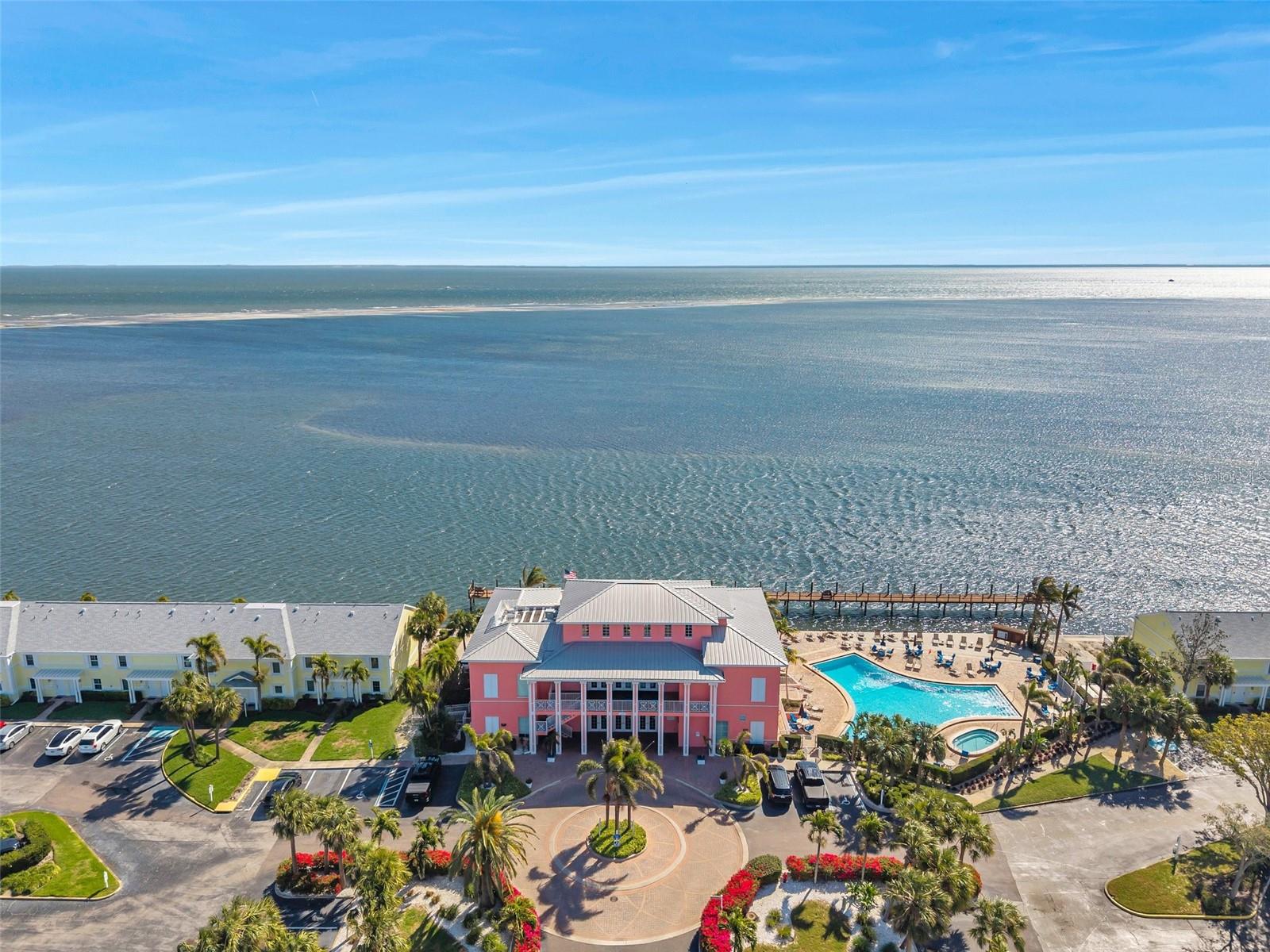 4842 COQUINA KEY DR SE #B, ST PETERSBURG, FL, 33705