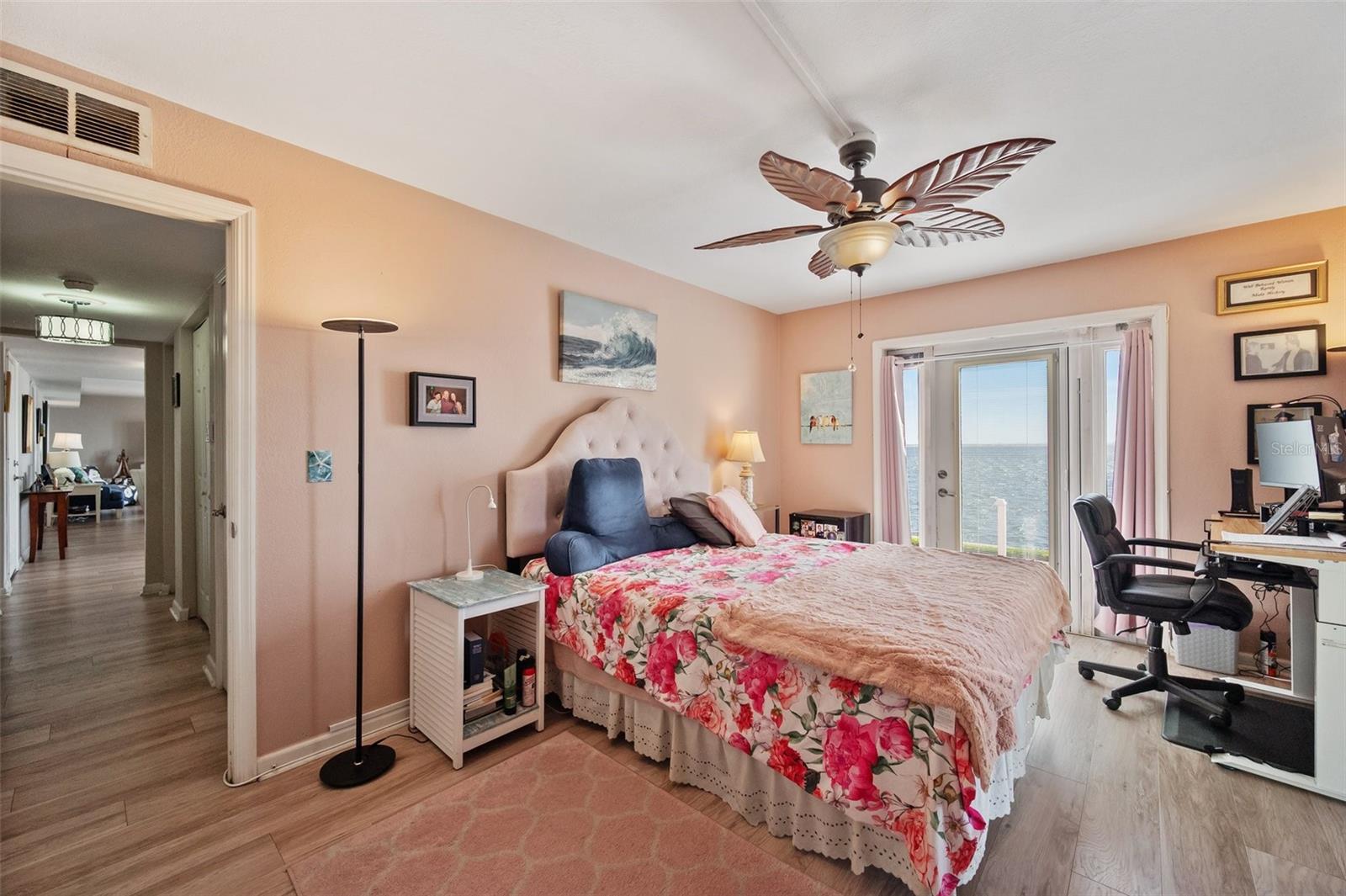 4842 COQUINA KEY DR SE #B, ST PETERSBURG, FL, 33705