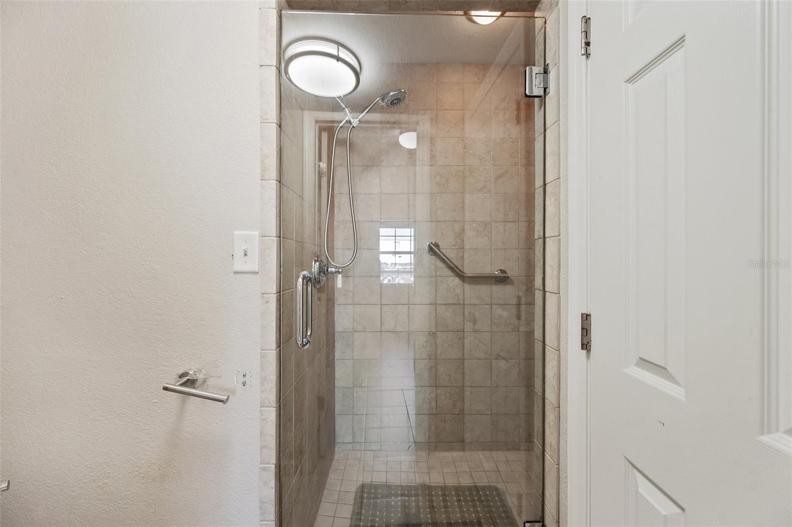 4842 COQUINA KEY DR SE #B, ST PETERSBURG, FL, 33705
