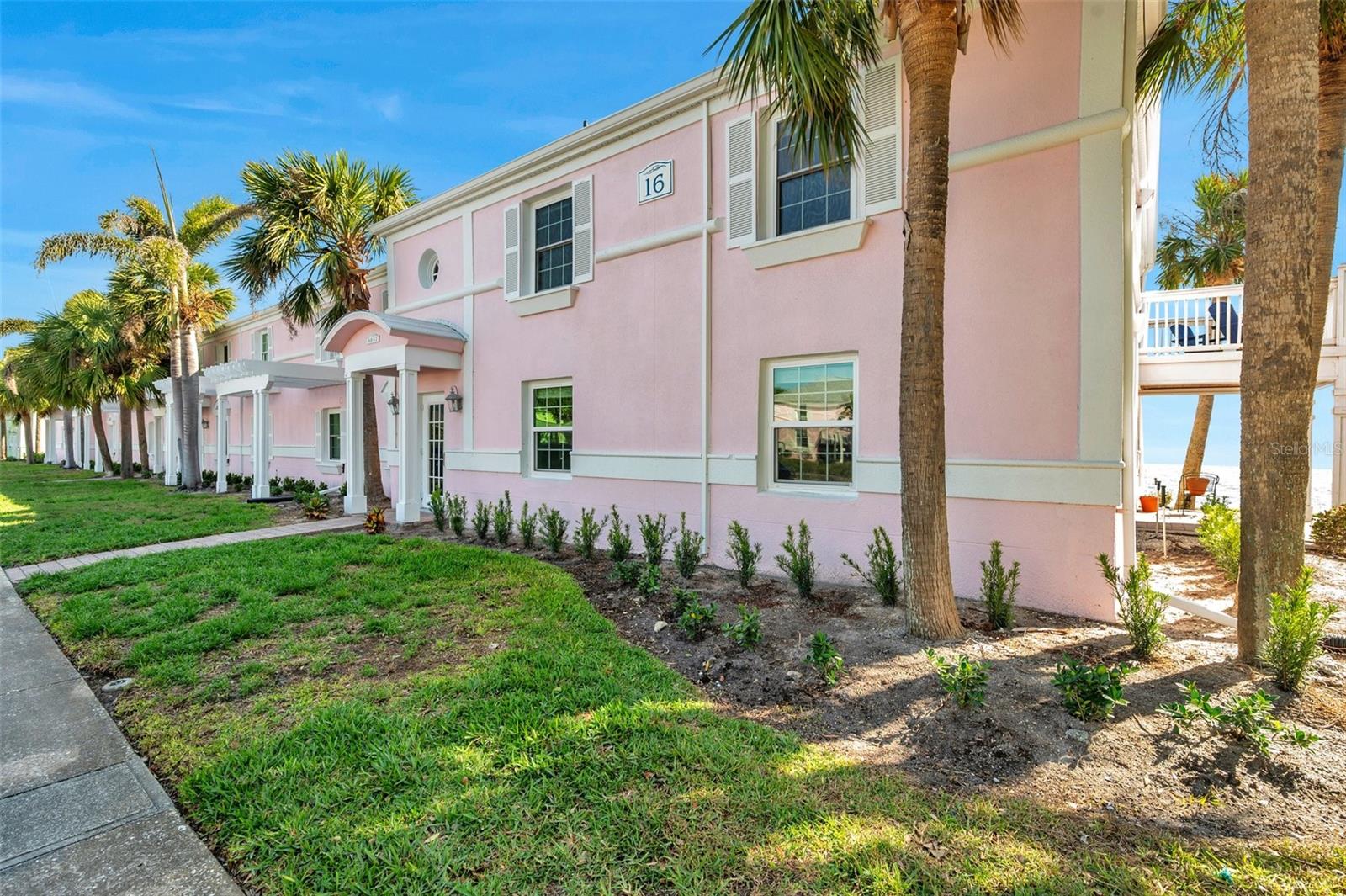 4842 COQUINA KEY DR SE #B, ST PETERSBURG, FL, 33705