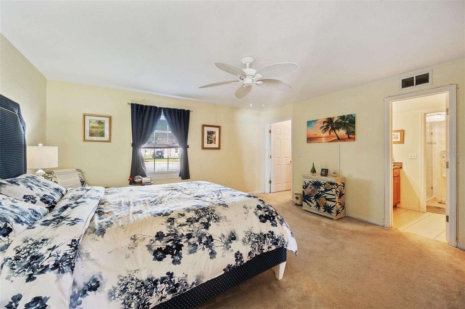 4842 COQUINA KEY DR SE #B, ST PETERSBURG, FL, 33705