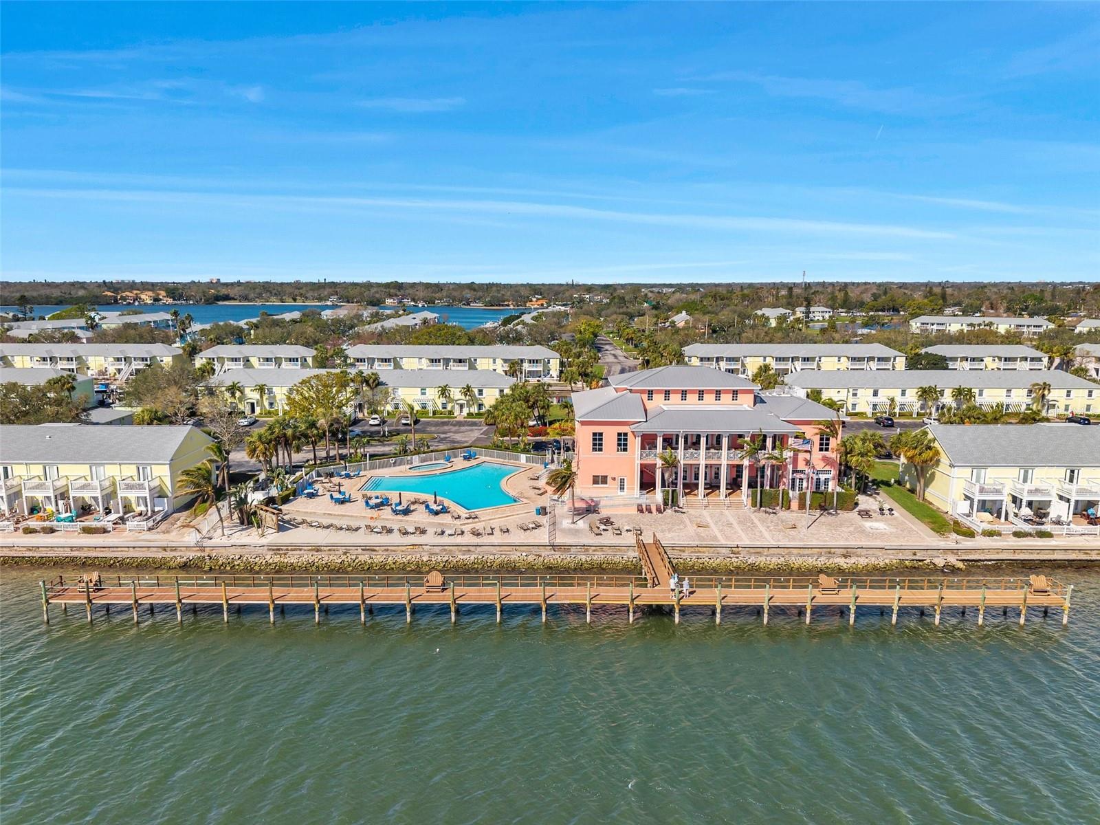 4842 COQUINA KEY DR SE #B, ST PETERSBURG, FL, 33705
