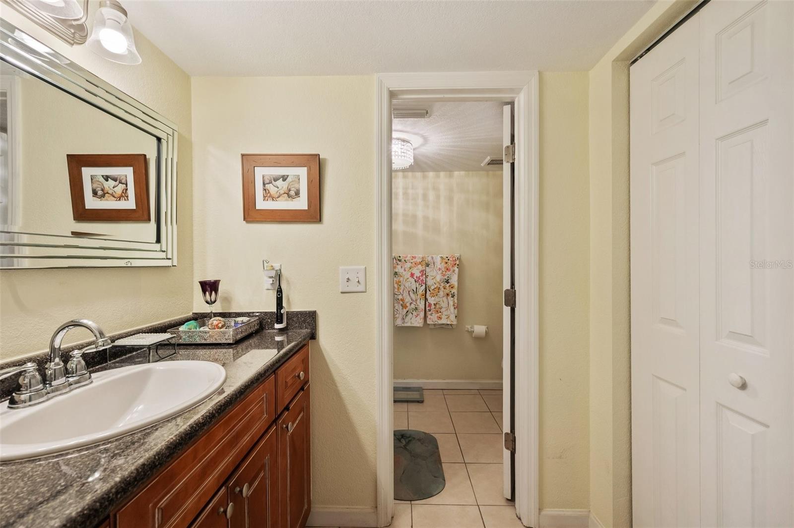4842 COQUINA KEY DR SE #B, ST PETERSBURG, FL, 33705