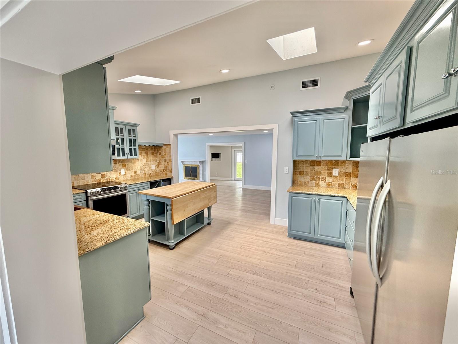 4218 S LOCKWOOD RIDGE RD, SARASOTA, FL, 34231