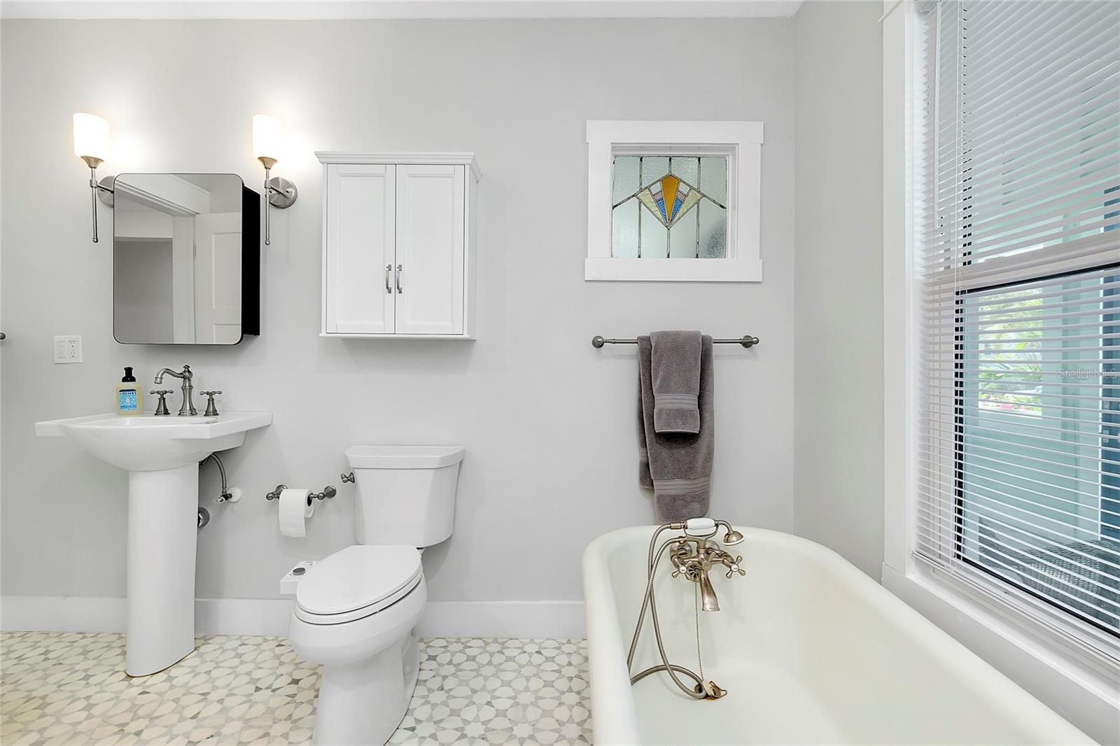 635 OHIO PL, SARASOTA, FL, 34236