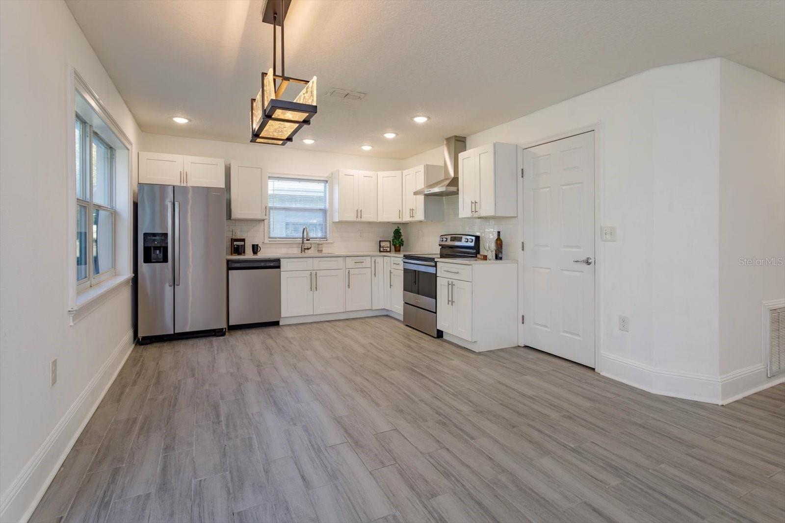 1518 FABIAN AVE, ORLANDO, FL, 32807