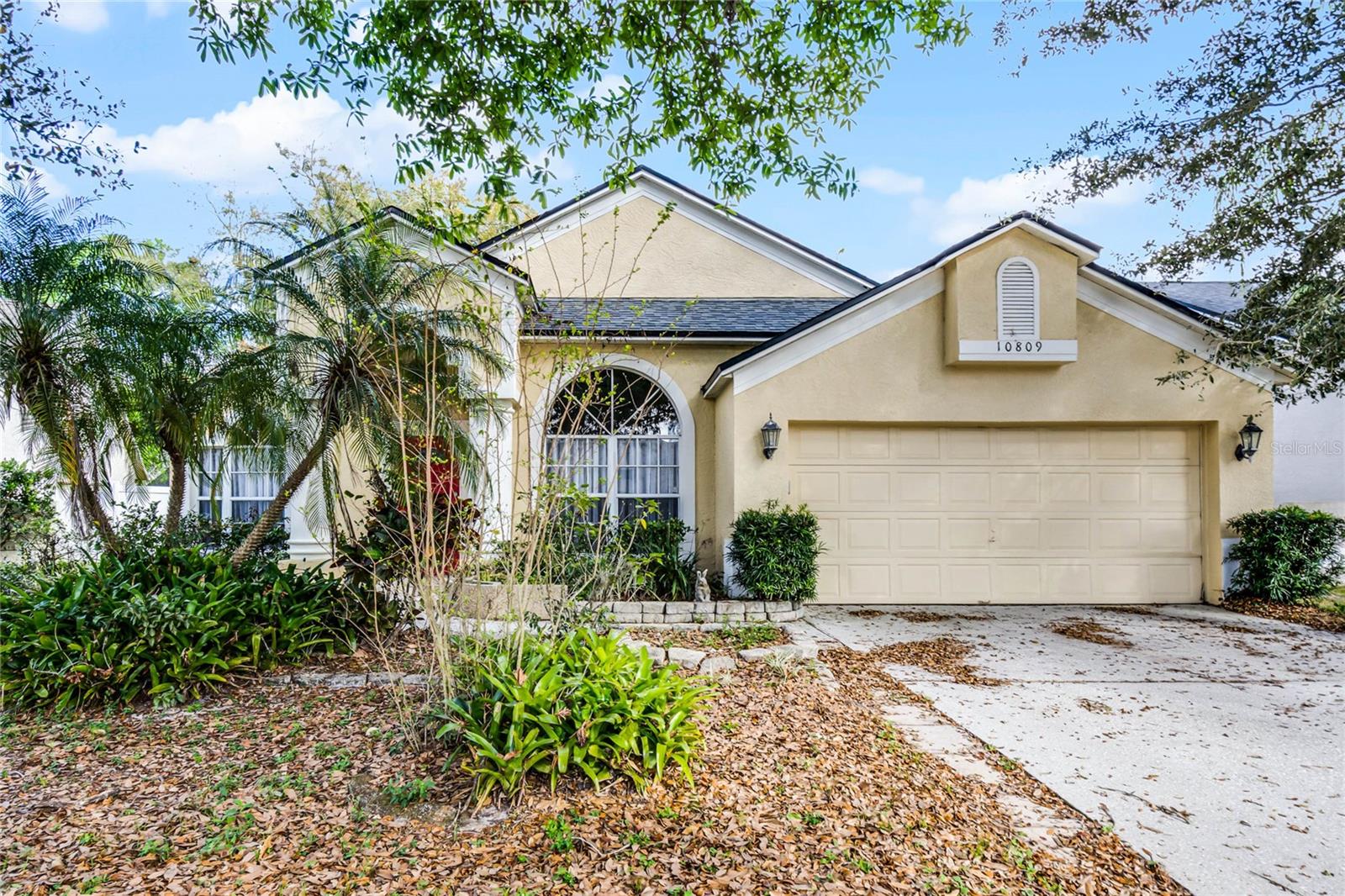 10809 OAK GLEN CIR, ORLANDO, FL, 32817