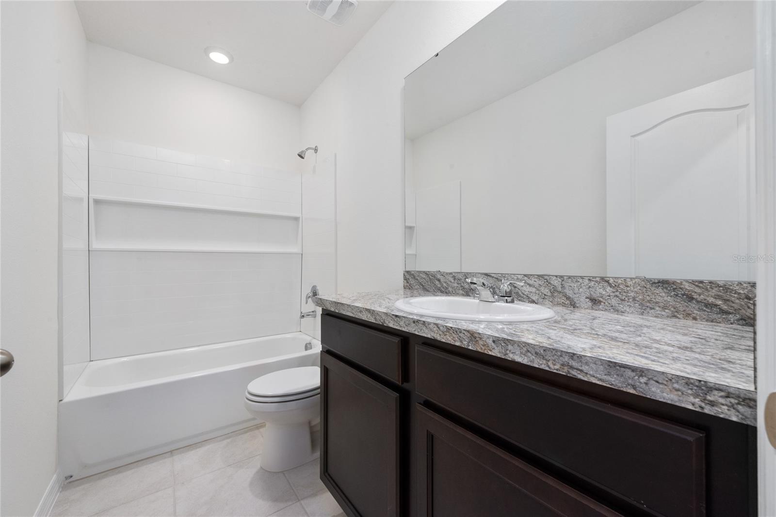 ATRIA/RIDGEWOOD LAKES, DAVENPORT, FL, 33837