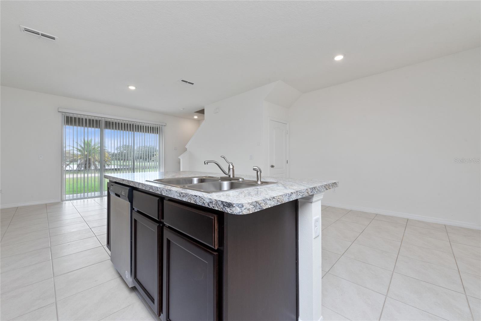 ATRIA/RIDGEWOOD LAKES, DAVENPORT, FL, 33837