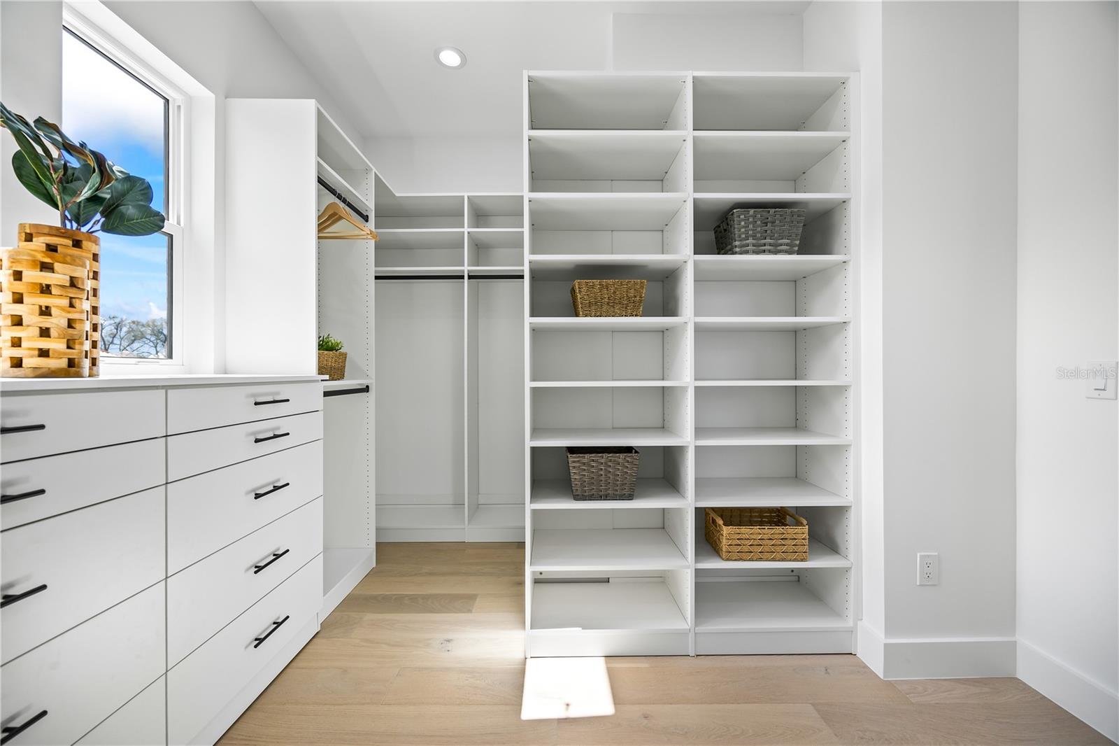 3601 W PLATT ST, TAMPA, FL, 33609