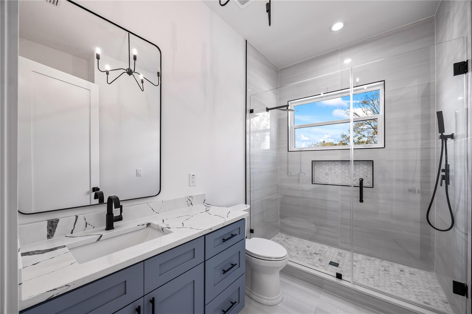 3601 W PLATT ST, TAMPA, FL, 33609