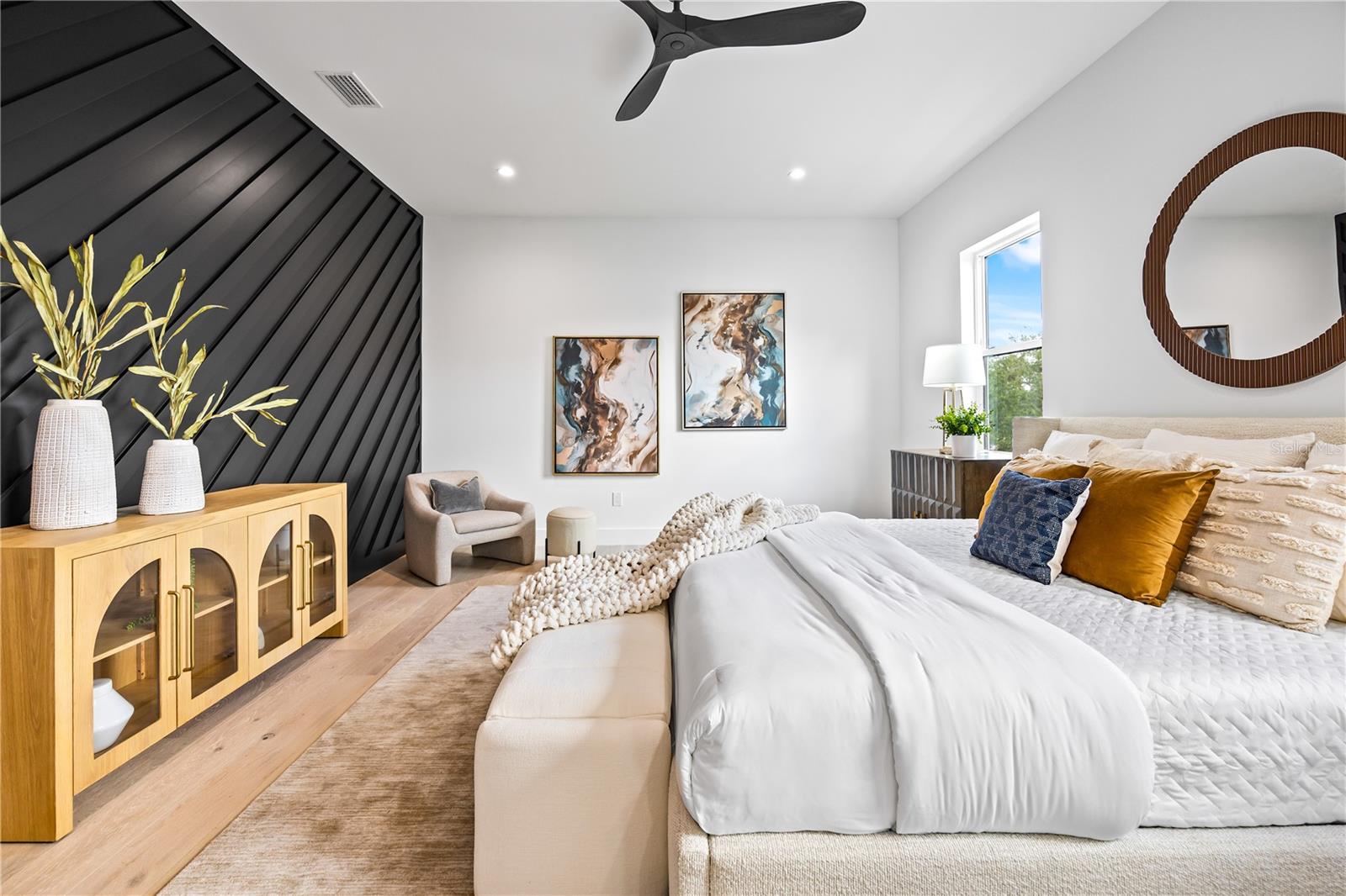 3601 W PLATT ST, TAMPA, FL, 33609