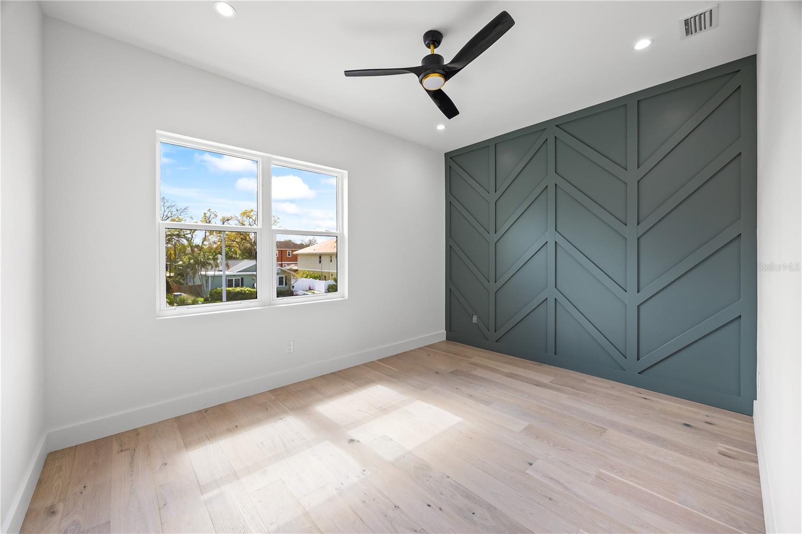 3601 W PLATT ST, TAMPA, FL, 33609