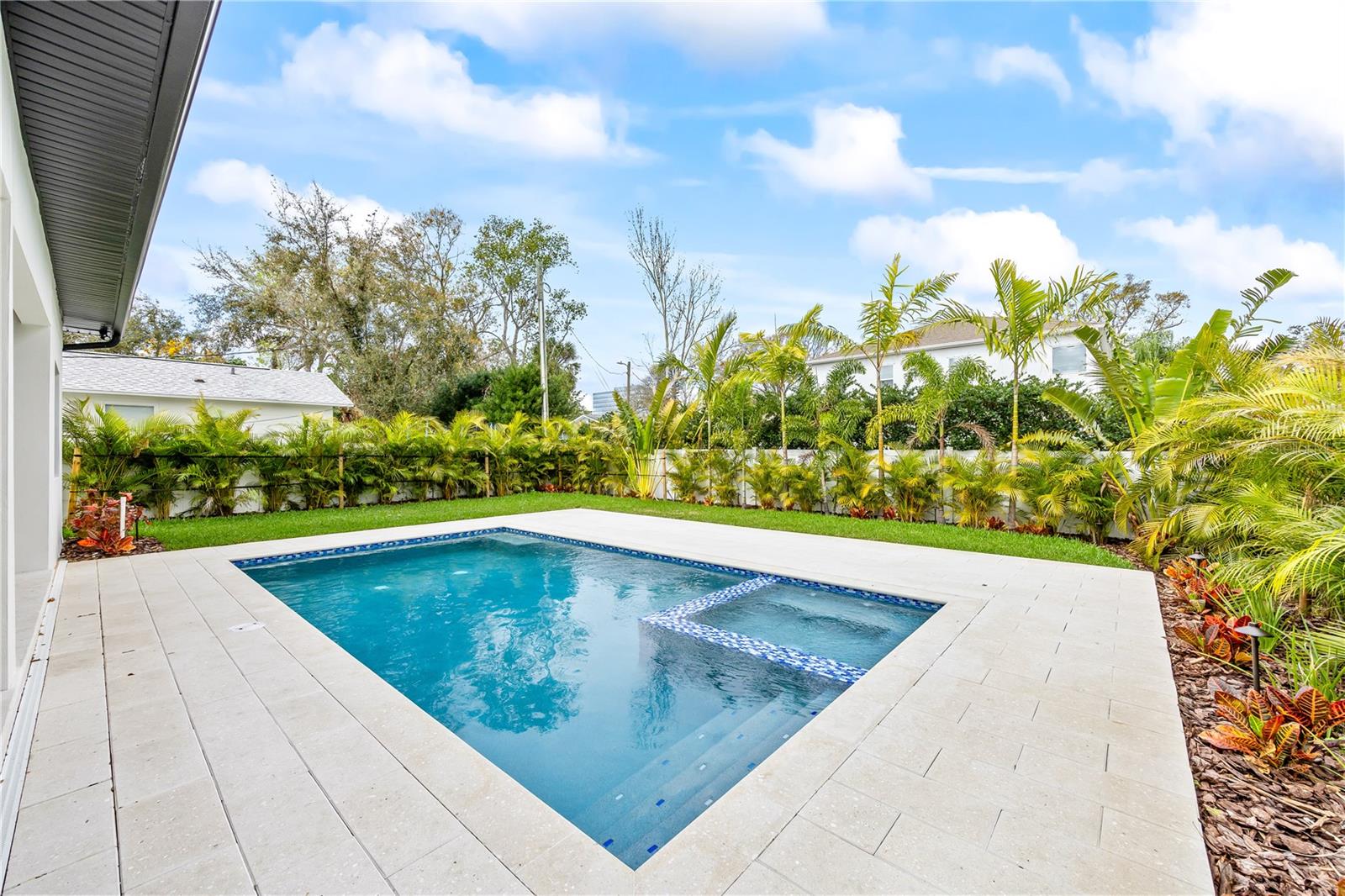 3601 W PLATT ST, TAMPA, FL, 33609