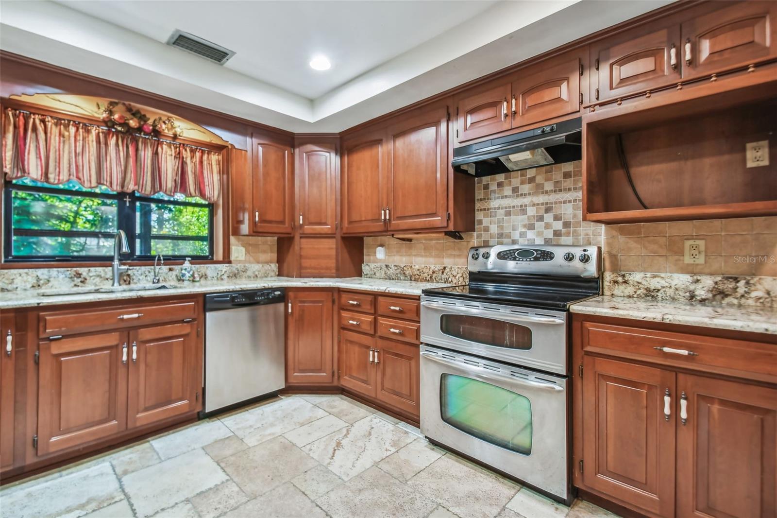 1606 THE OAKS DR, MAITLAND, FL, 32751